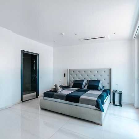 Gray Door Apartments - Adults Only Palm Beach Esterno foto