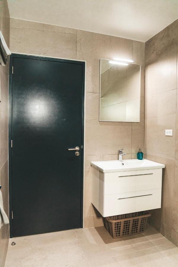 Gray Door Apartments - Adults Only Palm Beach Esterno foto