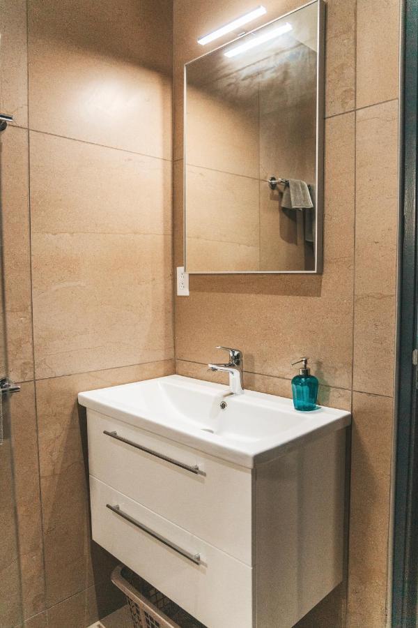 Gray Door Apartments - Adults Only Palm Beach Esterno foto