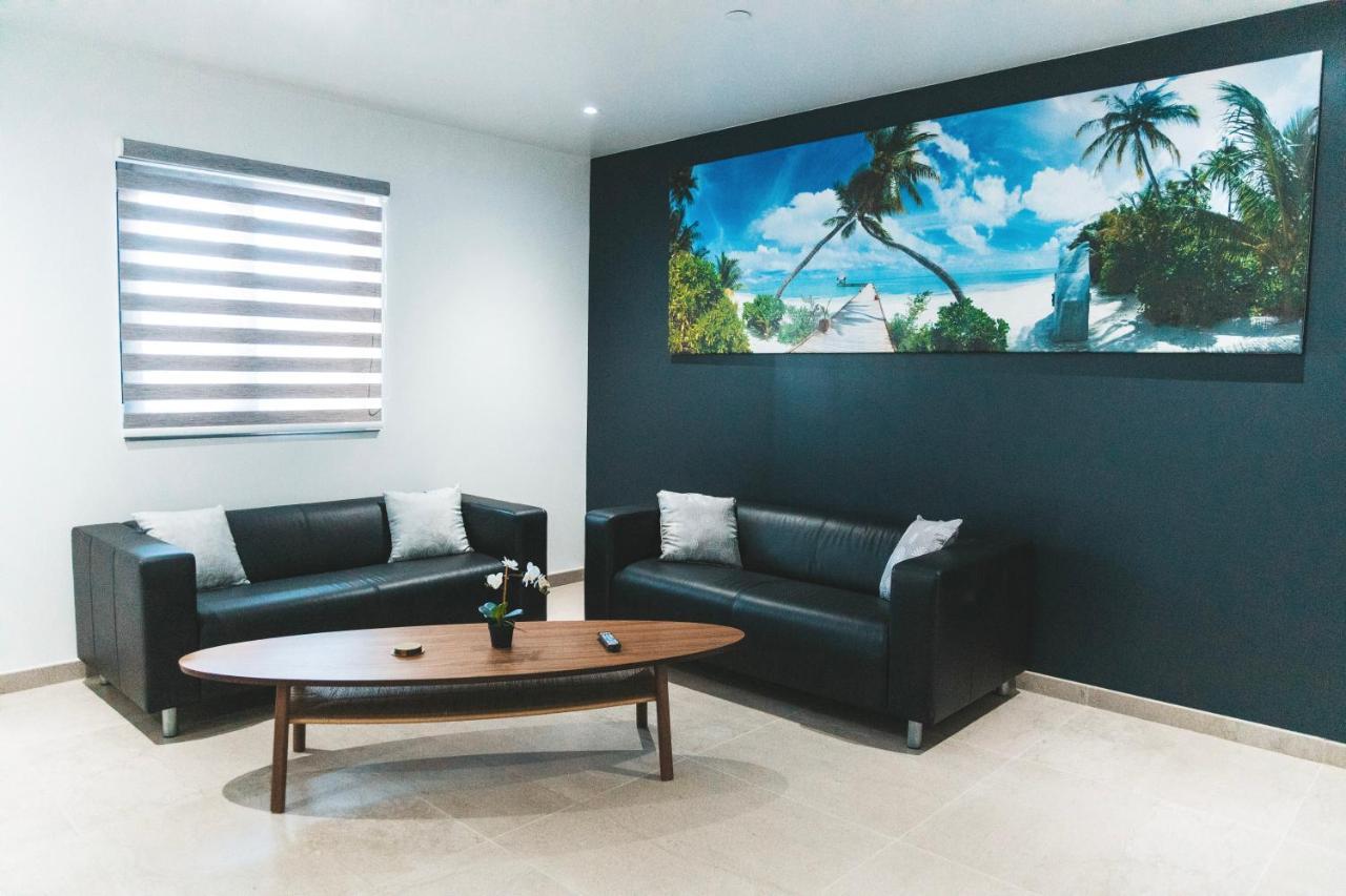 Gray Door Apartments - Adults Only Palm Beach Esterno foto