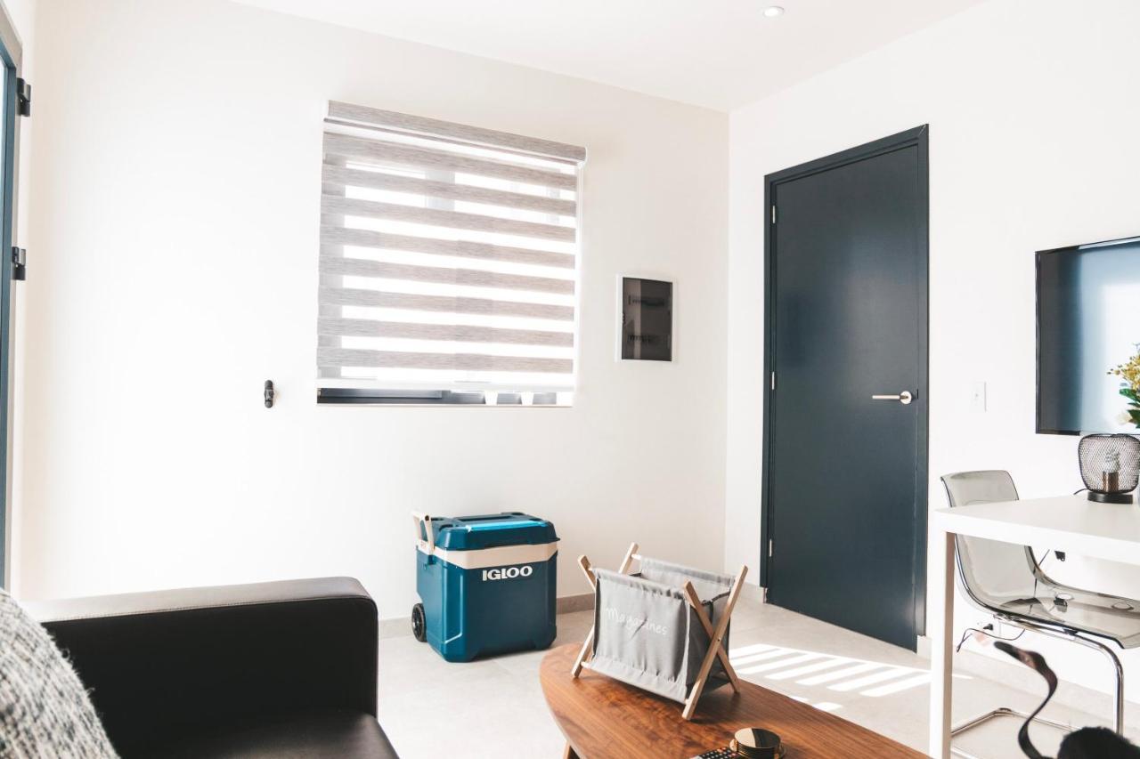 Gray Door Apartments - Adults Only Palm Beach Esterno foto