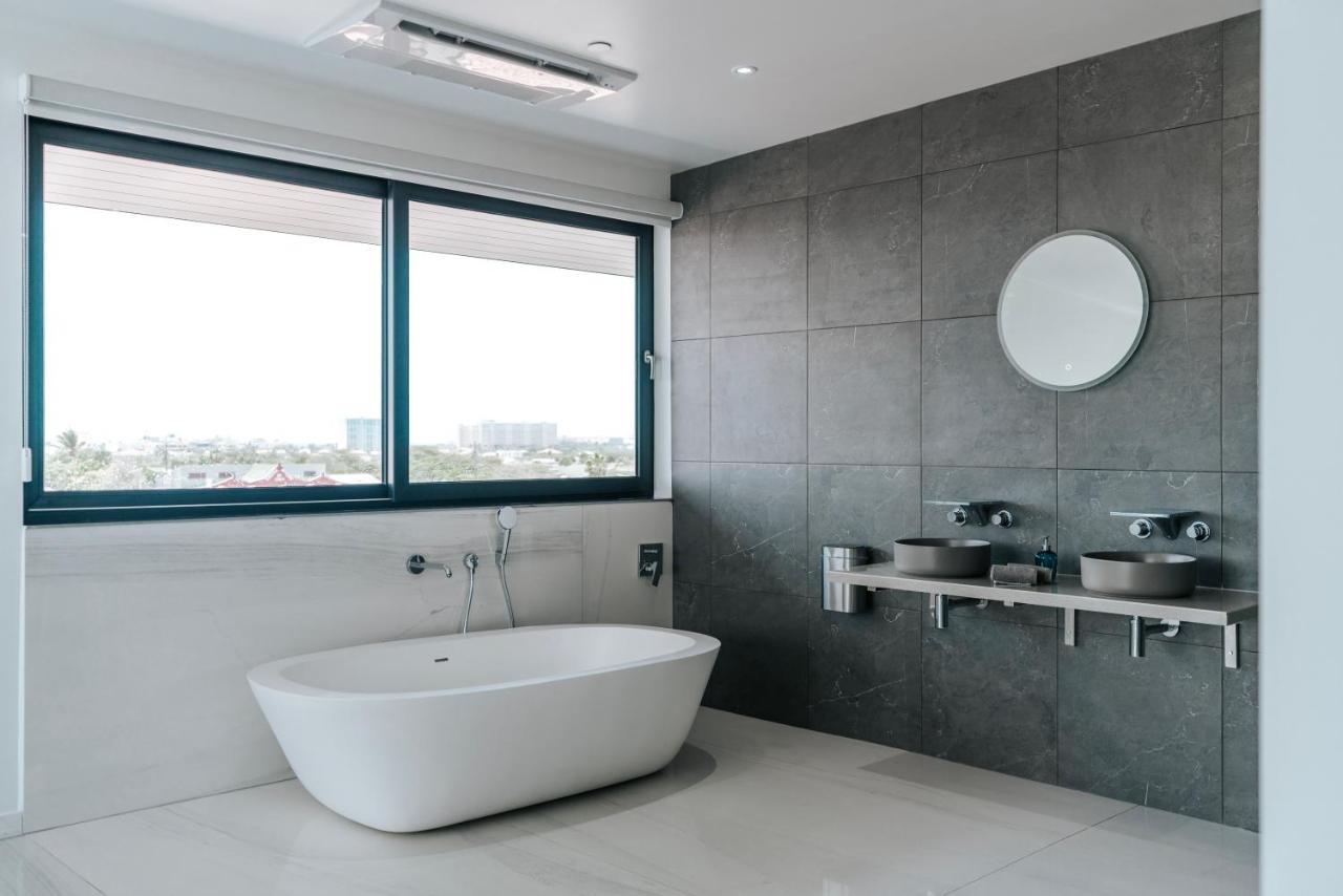 Gray Door Apartments - Adults Only Palm Beach Esterno foto